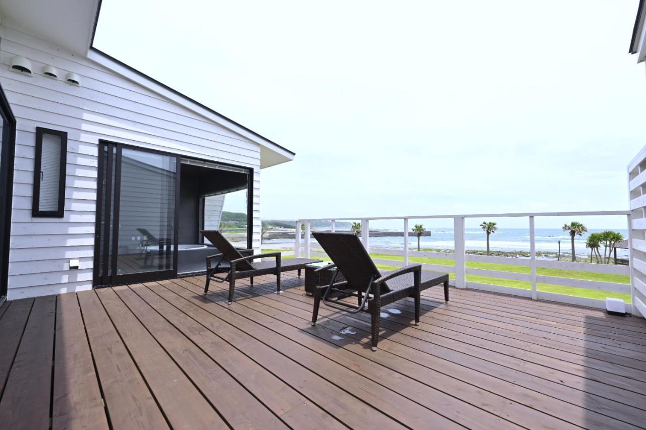 Zeus Beach Park Nishinoomote Buitenkant foto